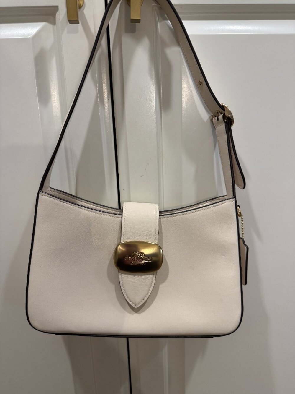 COACH Eliza Shoulder Bag in chalk - excellent condition!!